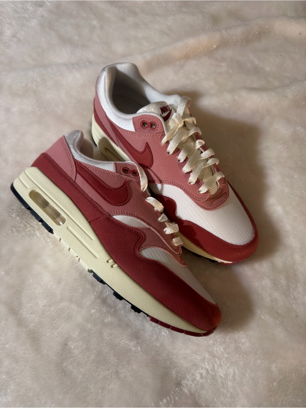 Nike Air Max 1 Rose/White Sneakers